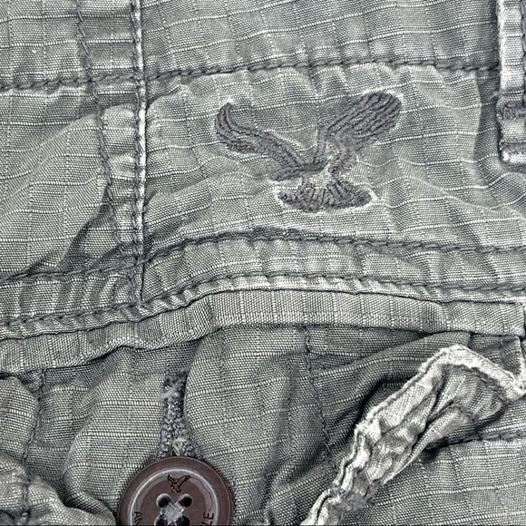 American Eagle Outfitters Longer Length Cargo Shorts Men’s Size 30 Y2K - Picture 7 of 9